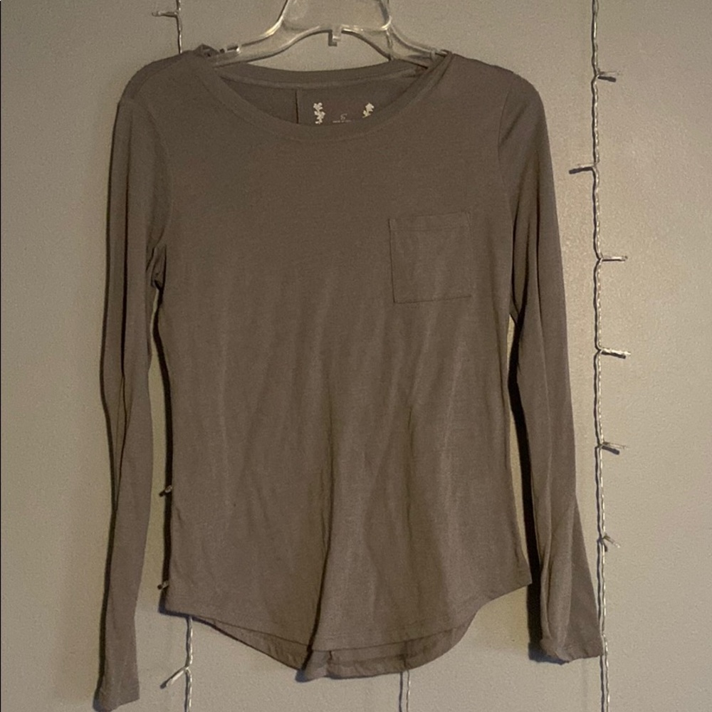 Grey shirt